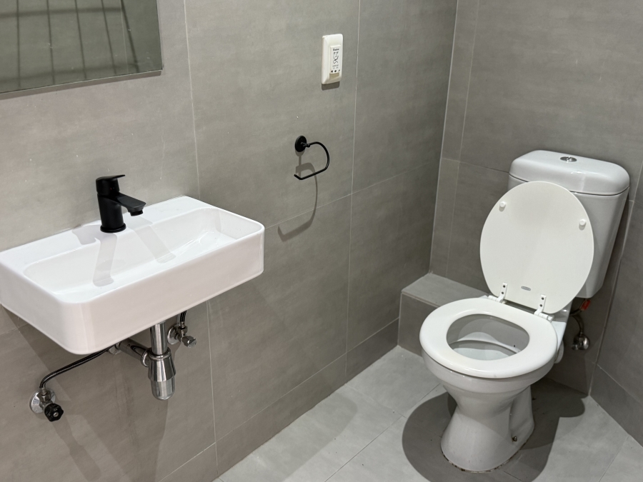 To Let 0 Bedroom Property for Rent in Observatory Western Cape